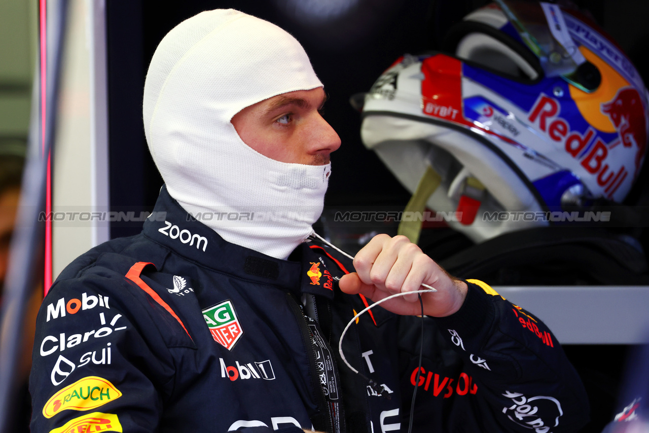 TEST BAHRAIN, Max Verstappen (NLD) Red Bull Racing.

23.02.2024. Formula 1 Testing, Sakhir, Bahrain, Day Three.

 - www.xpbimages.com, EMail: requests@xpbimages.com © Copyright: Coates / XPB Images