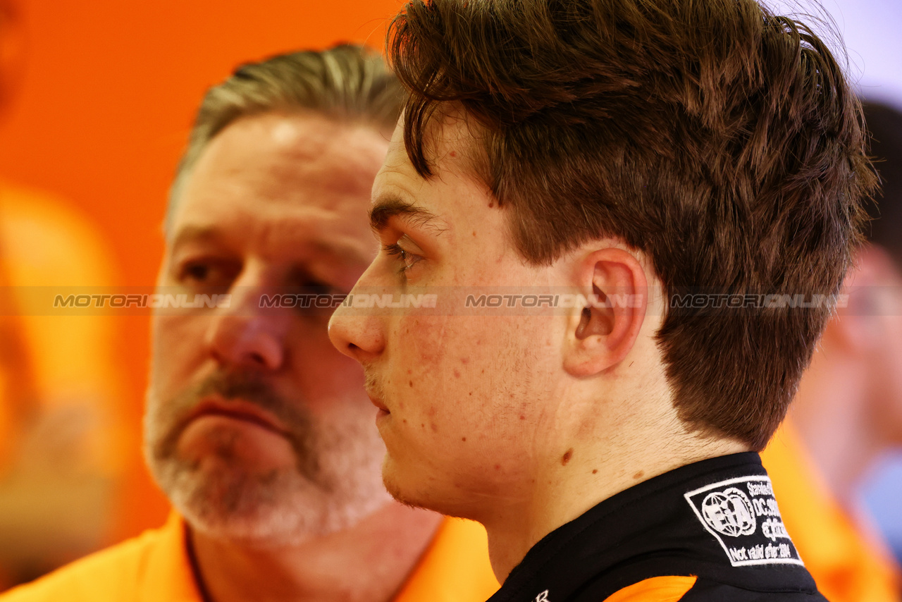 TEST BAHRAIN, Oscar Piastri (AUS) McLaren.

23.02.2024. Formula 1 Testing, Sakhir, Bahrain, Day Three.

 - www.xpbimages.com, EMail: requests@xpbimages.com © Copyright: Coates / XPB Images