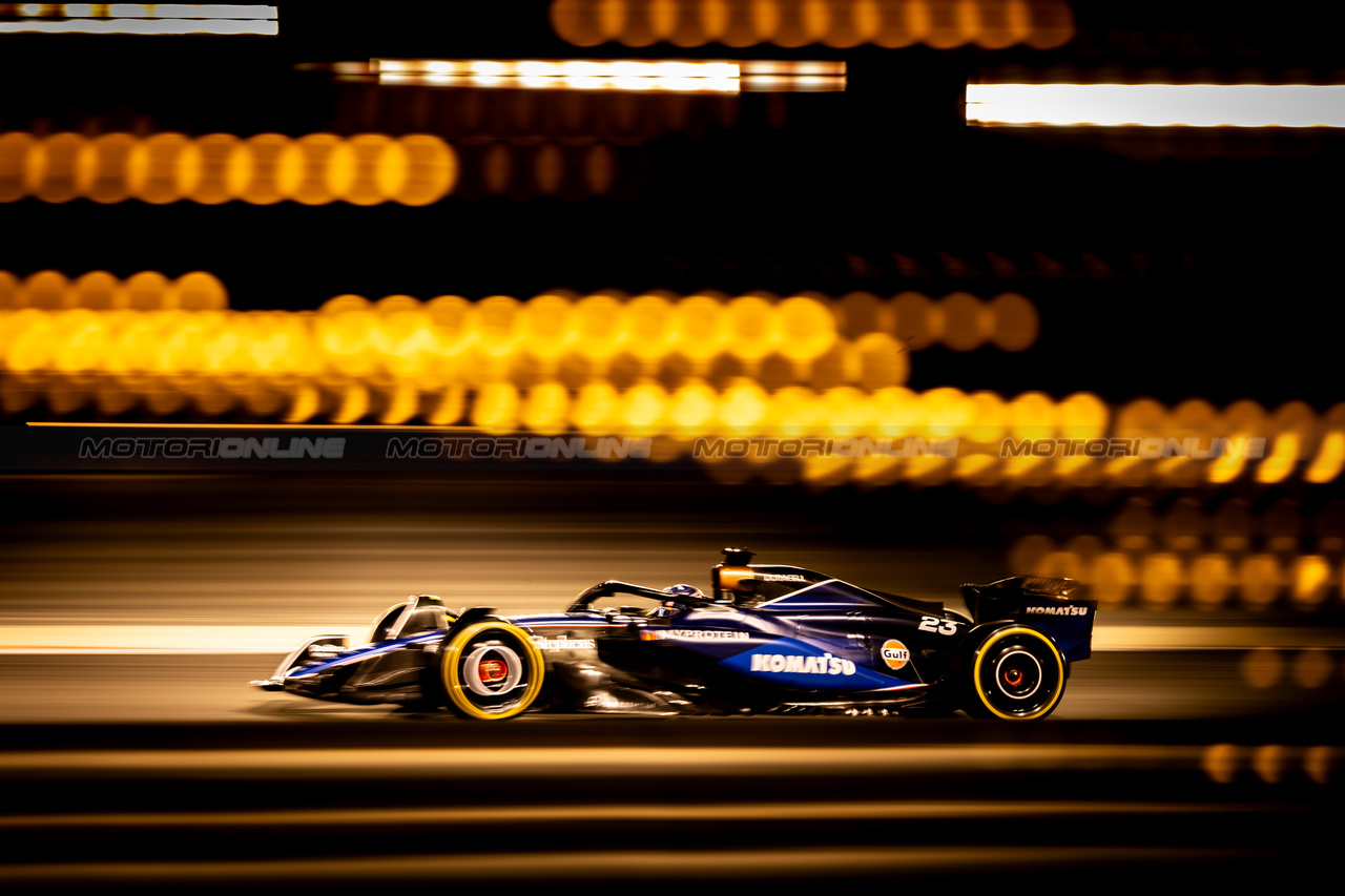 TEST BAHRAIN, Alexander Albon (THA) Williams Racing FW46.

23.02.2024. Formula 1 Testing, Sakhir, Bahrain, Day Three.

- www.xpbimages.com, EMail: requests@xpbimages.com © Copyright: Bearne / XPB Images