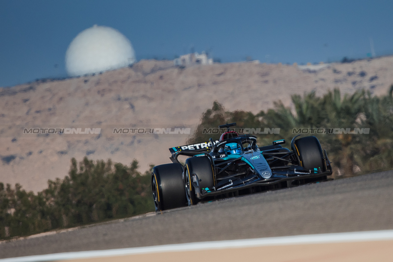 TEST BAHRAIN, George Russell (GBR) Mercedes AMG F1 W15.

23.02.2024. Formula 1 Testing, Sakhir, Bahrain, Day Three.

- www.xpbimages.com, EMail: requests@xpbimages.com © Copyright: Bearne / XPB Images