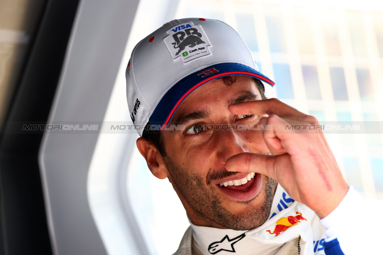 TEST BAHRAIN, Daniel Ricciardo (AUS) RB.

23.02.2024. Formula 1 Testing, Sakhir, Bahrain, Day Three.

 - www.xpbimages.com, EMail: requests@xpbimages.com © Copyright: Coates / XPB Images