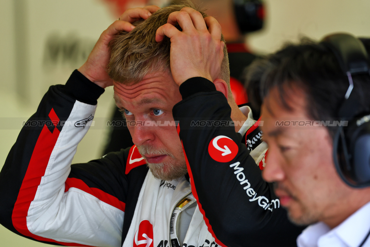 TEST BAHRAIN, Kevin Magnussen (DEN) Haas F1 Team.

23.02.2024. Formula 1 Testing, Sakhir, Bahrain, Day Three.

 - www.xpbimages.com, EMail: requests@xpbimages.com © Copyright: Coates / XPB Images