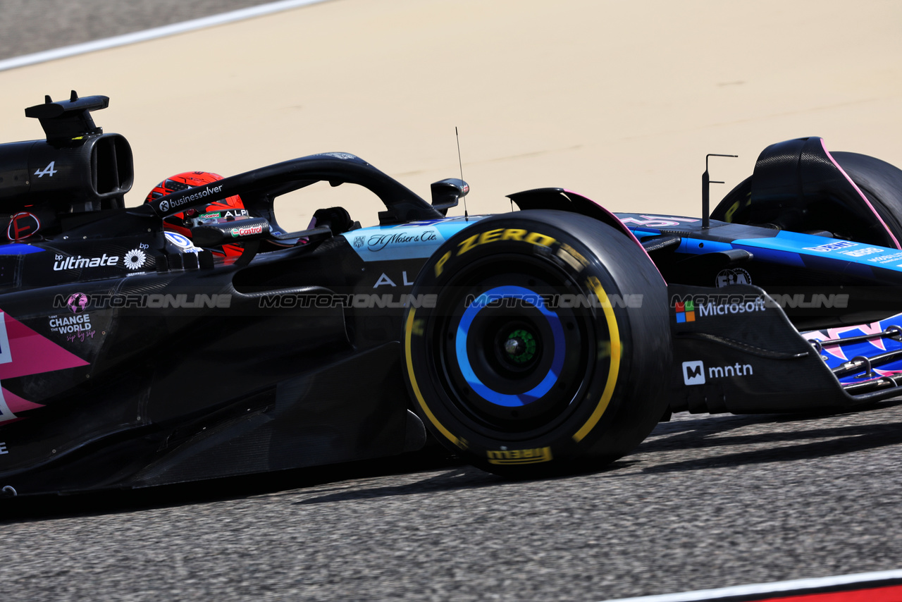 TEST BAHRAIN, Esteban Ocon (FRA) Alpine F1 Team A524.

23.02.2024. Formula 1 Testing, Sakhir, Bahrain, Day Three.

- www.xpbimages.com, EMail: requests@xpbimages.com © Copyright: Bearne / XPB Images