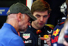 BAHRAIN TEST, Adrian Newey (GBR) Red Bull Racing Chief Technical Officer with Max Verstappen (NLD) Red Bull Racing. 23.02.2024. Formula 1 Testing, Sakhir, Bahrain, Day Three. - www.xpbimages.com, EMail: requests@xpbimages.com © Copyright: Coates / XPB Images