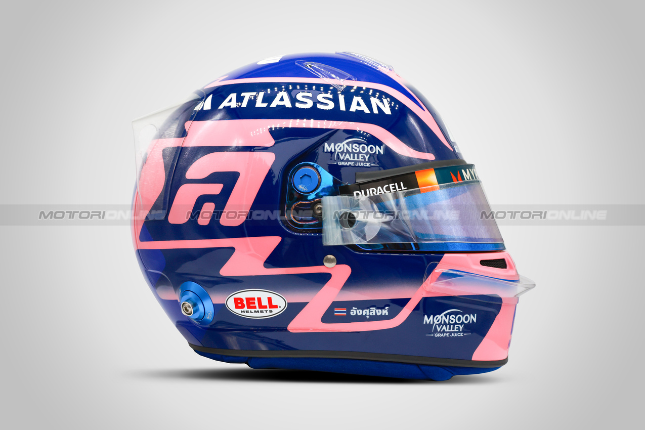 CASCHI 2025, The helmet of Alexander Albon (THA) Atlassian Williams Racing.

15.03.2025. Formula 1 World Championship, Rd 1, Australian Grand Prix, Albert Park, Melbourne, Australia, Qualifiche Day.

- www.xpbimages.com, EMail: requests@xpbimages.com © Copyright: XPB Images