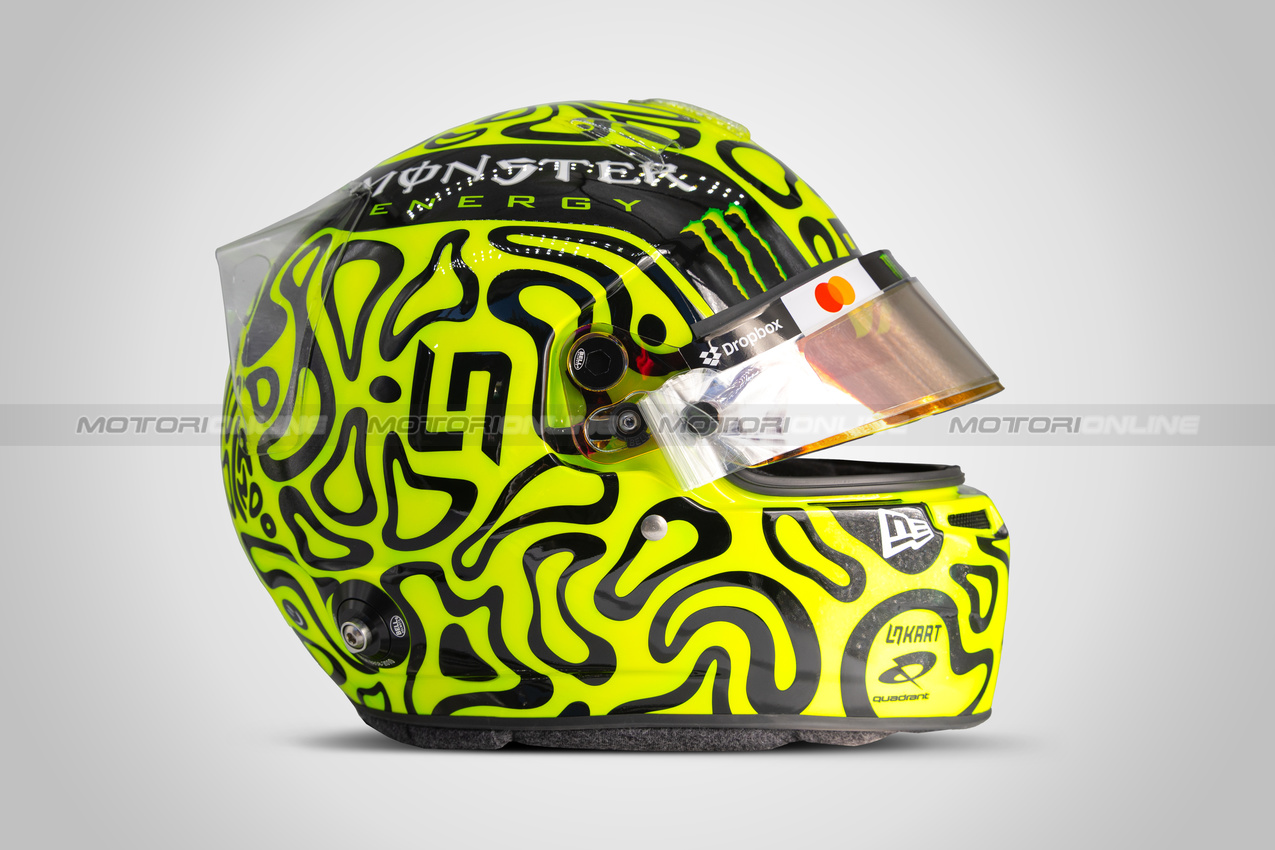 CASCHI 2025, The helmet of Lando Norris (GBR) McLaren.

15.03.2025. Formula 1 World Championship, Rd 1, Australian Grand Prix, Albert Park, Melbourne, Australia, Qualifiche Day.

- www.xpbimages.com, EMail: requests@xpbimages.com © Copyright: XPB Images