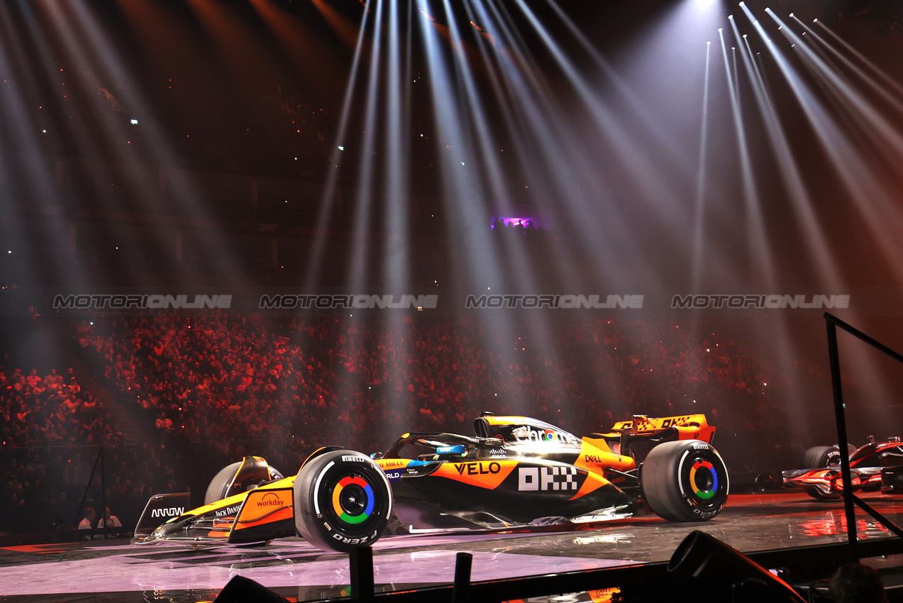 F1 75 LIVE