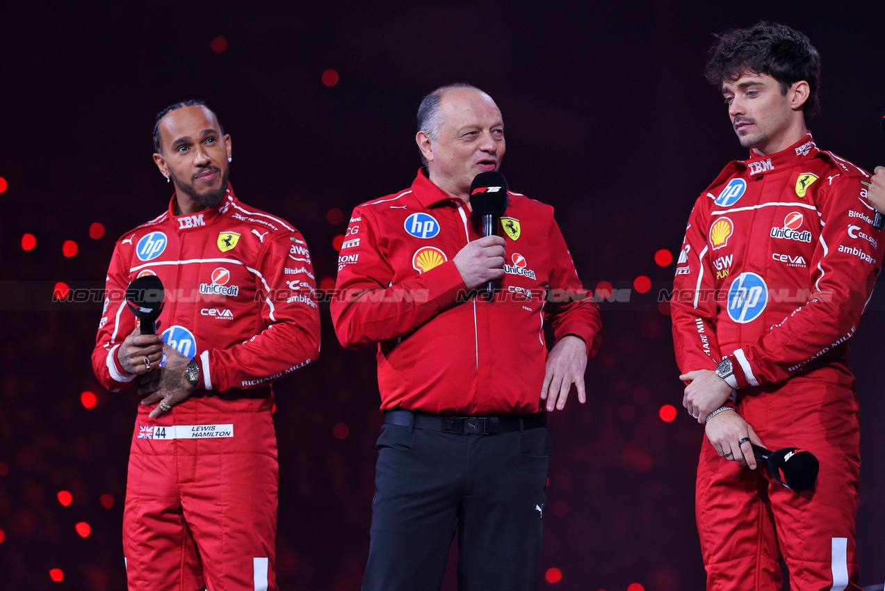 F1 75 LIVE, (L to R): Lewis Hamilton (GBR) Ferrari with Frederic Vasseur (FRA) Ferrari Team Principal e Charles Leclerc (MON) Ferrari.

18.02.2025. Formula One World Championship, F1 75 Live. O2 Arena, London, England.

- www.xpbimages.com, EMail: requests@xpbimages.com © Copyright: Batchelor / XPB Images