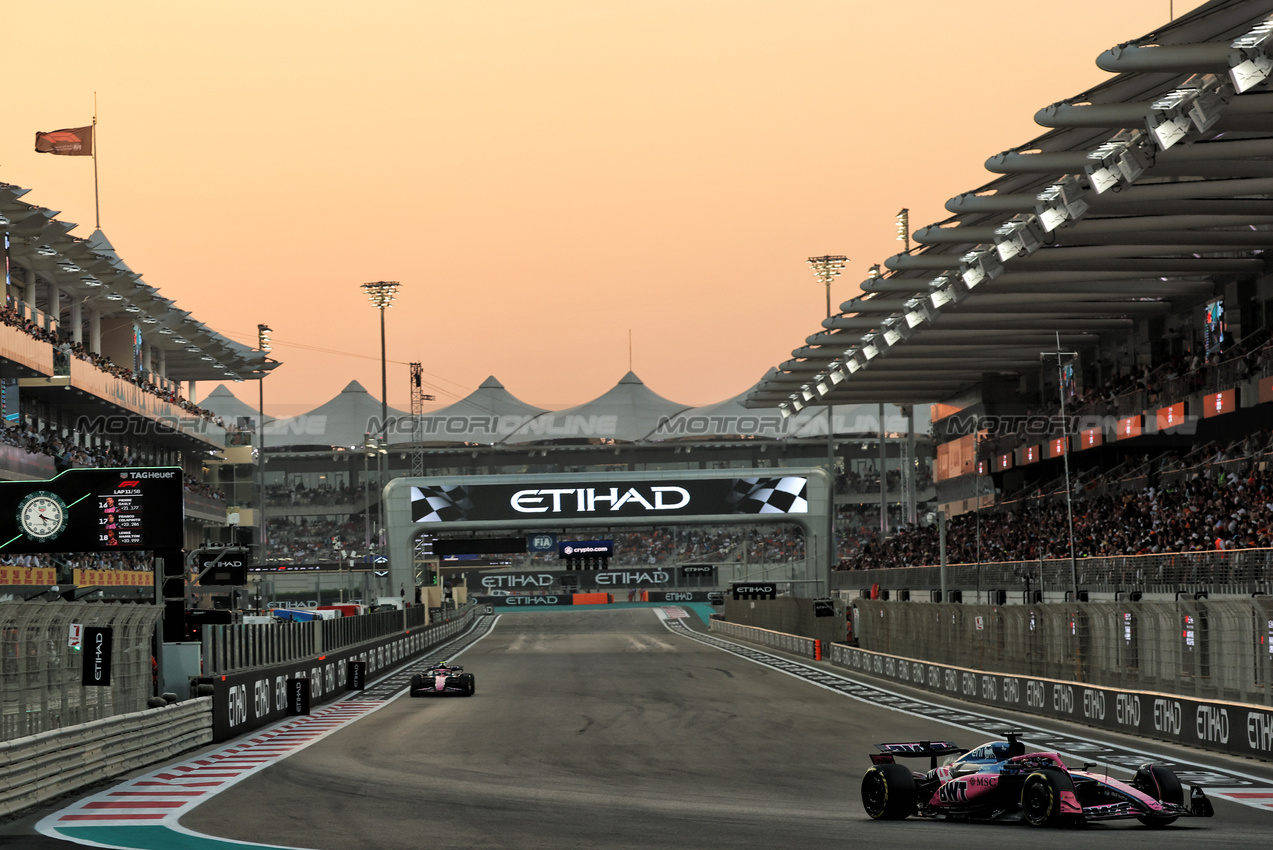 GP ABU DHABI, Pierre Gasly (FRA) Alpine F1 Team A525.
07.12.2025. Formula 1 World Championship, Rd 24, Abu Dhabi Grand Prix, Yas Marina Circuit, Abu Dhabi, Gara Day.
- www.xpbimages.com, EMail: requests@xpbimages.com © Copyright: Batchelor / XPB Images