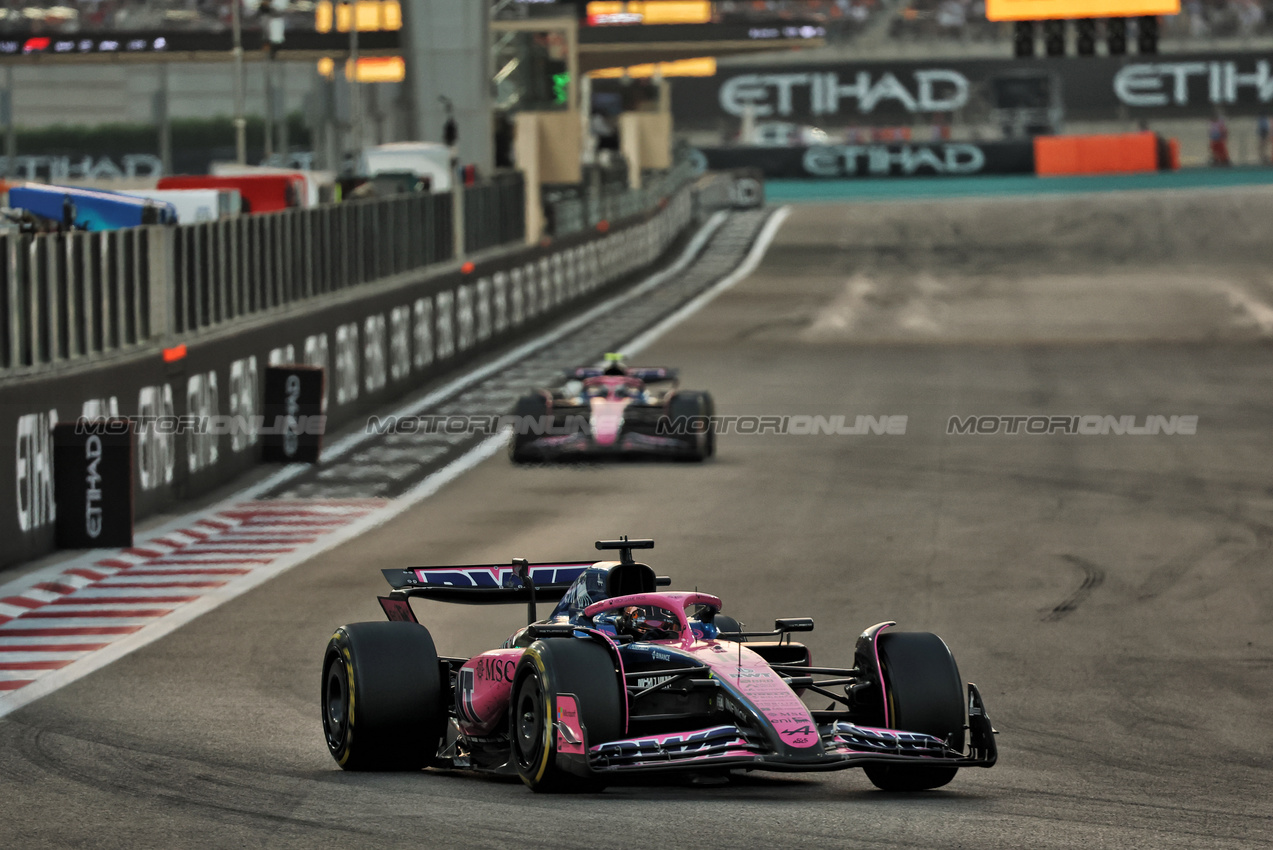 GP ABU DHABI, Pierre Gasly (FRA) Alpine F1 Team A525.

07.12.2025. Formula 1 World Championship, Rd 24, Abu Dhabi Grand Prix, Yas Marina Circuit, Abu Dhabi, Gara Day.

- www.xpbimages.com, EMail: requests@xpbimages.com © Copyright: Batchelor / XPB Images