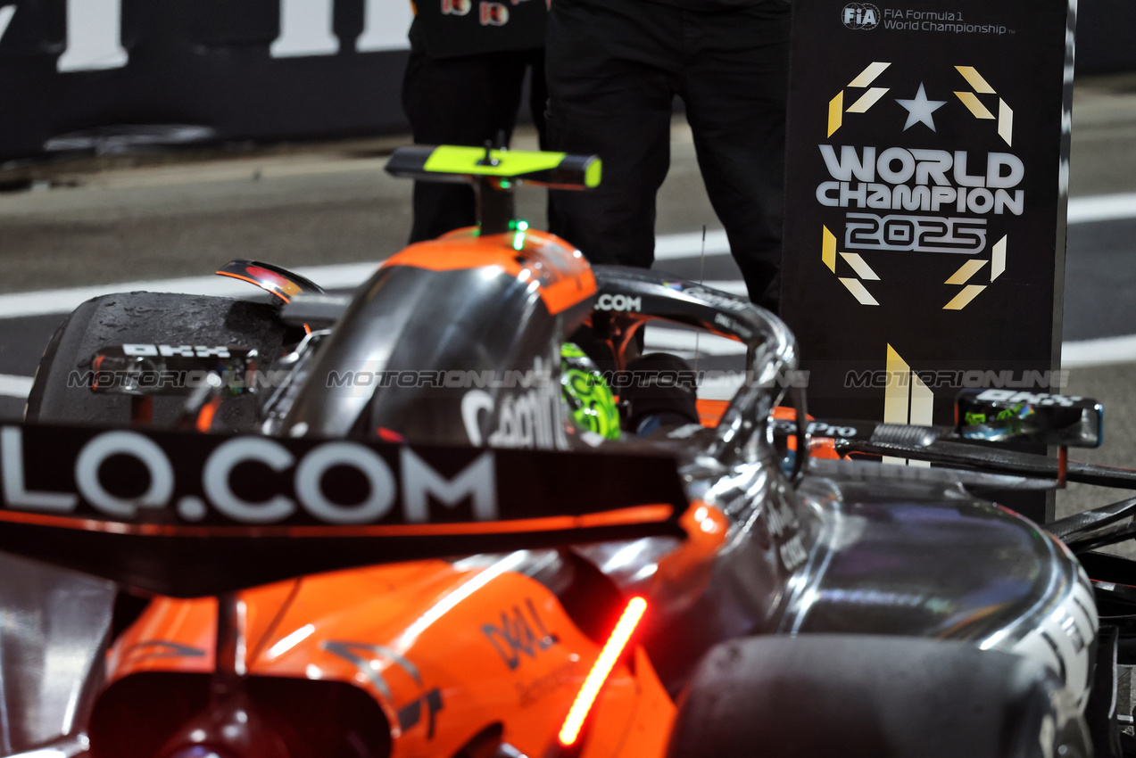 GP ABU DHABI, Third placed World Champion in parc ferme at the end of the race.

07.12.2025. Formula 1 World Championship, Rd 24, Abu Dhabi Grand Prix, Yas Marina Circuit, Abu Dhabi, Gara Day.

- www.xpbimages.com, EMail: requests@xpbimages.com © Copyright: Batchelor / XPB Images