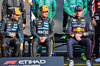GP ABU DHABI, (L to R): Oscar Piastri (AUS) McLaren; Lando Norris (GBR) McLaren; e Max Verstappen (NLD) Red Bull Racing, at the end of season group photograph.
07.12.2025. Formula 1 World Championship, Rd 24, Abu Dhabi Grand Prix, Yas Marina Circuit, Abu Dhabi, Gara Day.
- www.xpbimages.com, EMail: requests@xpbimages.com © Copyright: Batchelor / XPB Images