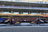 GP ABU DHABI, (L to R): Yuki Tsunoda (JPN) Red Bull Racing e Max Verstappen (NLD) Red Bull Racing at a team photograph.

07.12.2025. Formula 1 World Championship, Rd 24, Abu Dhabi Grand Prix, Yas Marina Circuit, Abu Dhabi, Gara Day.

- www.xpbimages.com, EMail: requests@xpbimages.com © Copyright: Moy / XPB Images