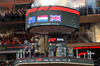 GP ABU DHABI, Third placed World Champion Lando Norris (GBR) McLaren celebrates on the podium with Oscar Piastri (AUS) McLaren; Max Verstappen (NLD) Red Bull Racing; e Richard Wolverson (GBR) Red Bull Racing Head of Gara Team Operations.
07.12.2025. Formula 1 World Championship, Rd 24, Abu Dhabi Grand Prix, Yas Marina Circuit, Abu Dhabi, Gara Day.
- www.xpbimages.com, EMail: requests@xpbimages.com © Copyright: Bearne / XPB Images