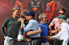 GP ABU DHABI, (L to R): Nico Rosberg (GER); Mika Hakkinen (FIN); Emerson Fittipaldi (BRA); Alain Prost (FRA); Jackie Stewart (GBR); e Jenson Button (GBR).

07.12.2025. Formula 1 World Championship, Rd 24, Abu Dhabi Grand Prix, Yas Marina Circuit, Abu Dhabi, Gara Day.

- www.xpbimages.com, EMail: requests@xpbimages.com © Copyright: Moy / XPB Images