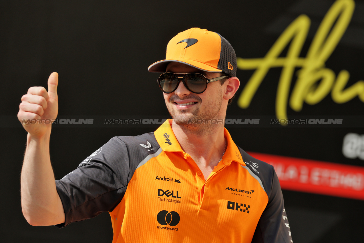 GP ABU DHABI, Pato O'Ward (MEX) McLaren Reserve Driver.

04.12.2025. Formula 1 World Championship, Rd 24, Abu Dhabi Grand Prix, Yas Marina Circuit, Abu Dhabi, Preparation Day.

- www.xpbimages.com, EMail: requests@xpbimages.com © Copyright: Moy / XPB Images