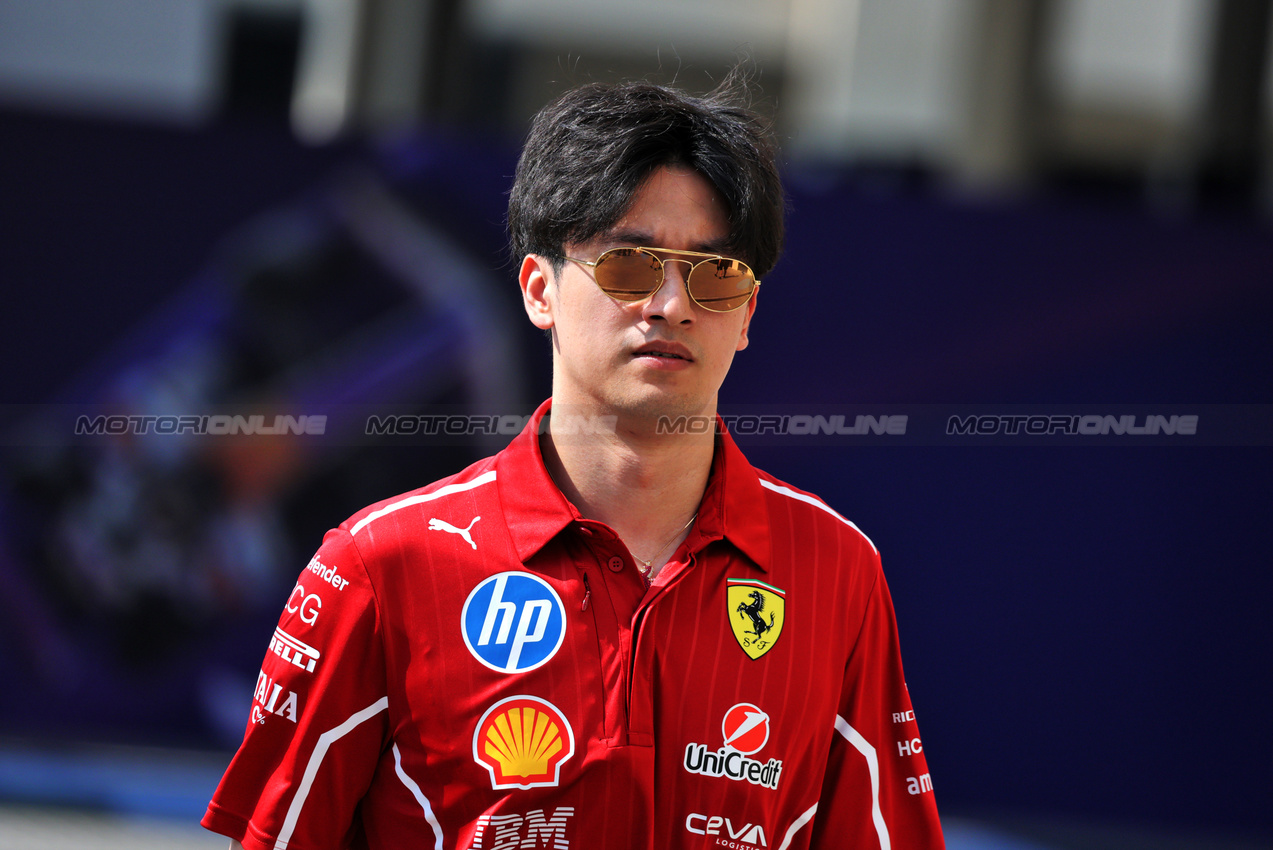 GP ABU DHABI, Zhou Guanyu (CHN) Ferrari Reserve Driver.

04.12.2025. Formula 1 World Championship, Rd 24, Abu Dhabi Grand Prix, Yas Marina Circuit, Abu Dhabi, Preparation Day.

- www.xpbimages.com, EMail: requests@xpbimages.com © Copyright: Moy / XPB Images