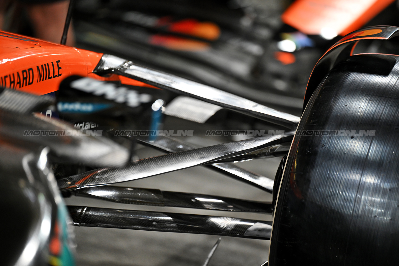 GP ABU DHABI, McLaren MCL39 front suspension detail.

04.12.2025. Formula 1 World Championship, Rd 24, Abu Dhabi Grand Prix, Yas Marina Circuit, Abu Dhabi, Preparation Day.

- www.xpbimages.com, EMail: requests@xpbimages.com © Copyright: Price	/ XPB Images