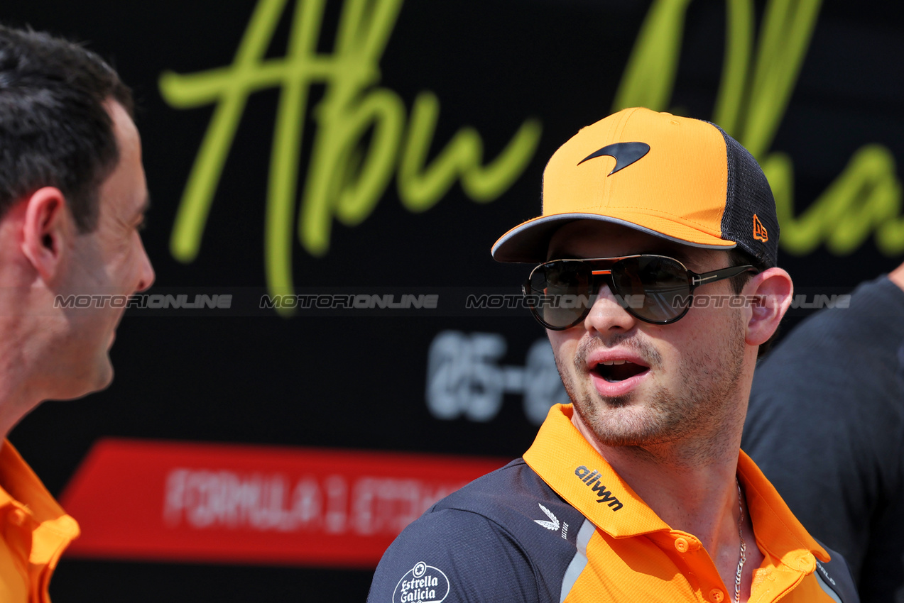 GP ABU DHABI, Pato O'Ward (MEX) McLaren Reserve Driver.
04.12.2025. Formula 1 World Championship, Rd 24, Abu Dhabi Grand Prix, Yas Marina Circuit, Abu Dhabi, Preparation Day.
- www.xpbimages.com, EMail: requests@xpbimages.com © Copyright: Bearne / XPB Images