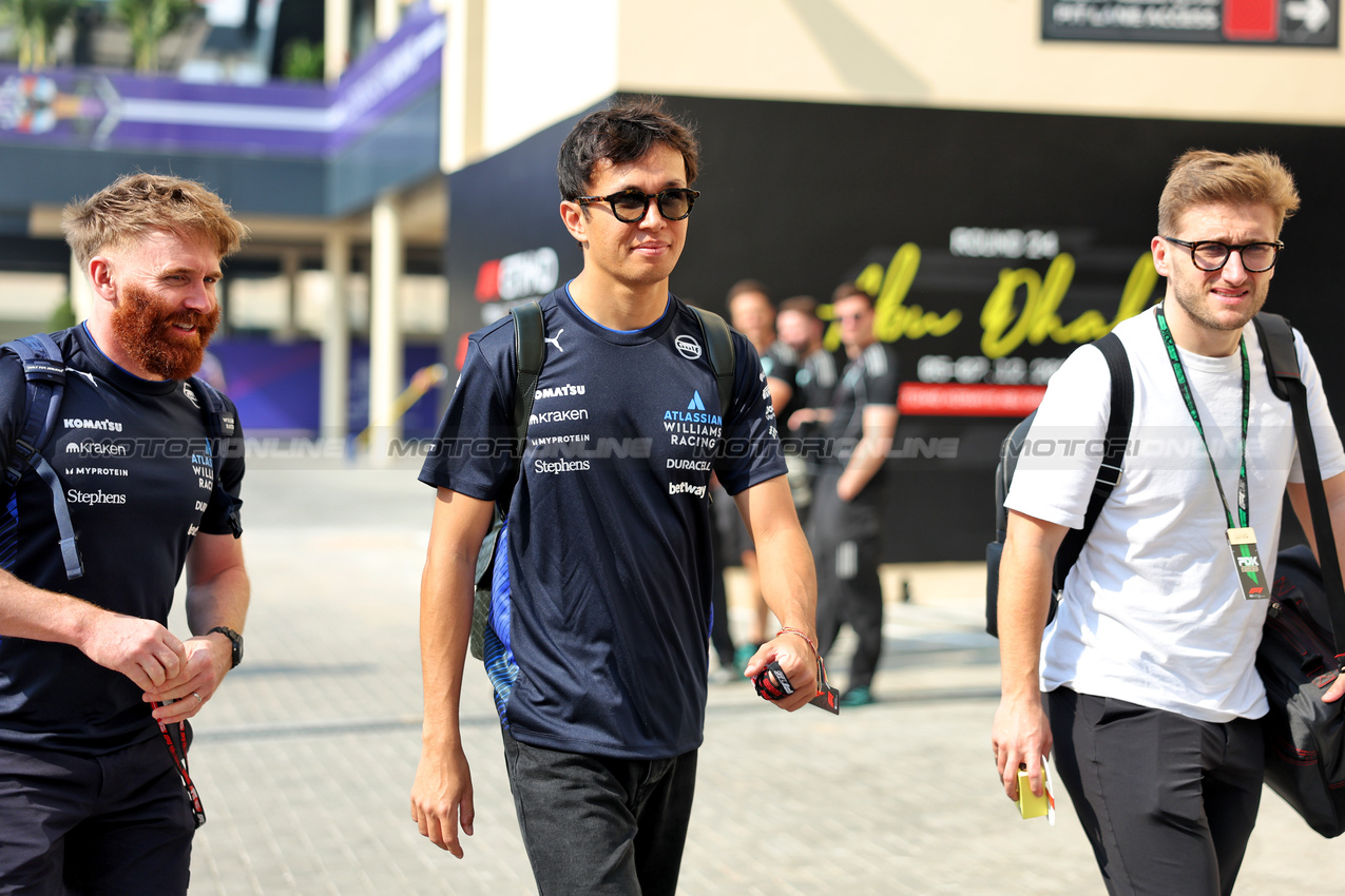 GP ABU DHABI, Alexander Albon (THA) Atlassian Williams Racing.

04.12.2025. Formula 1 World Championship, Rd 24, Abu Dhabi Grand Prix, Yas Marina Circuit, Abu Dhabi, Preparation Day.

- www.xpbimages.com, EMail: requests@xpbimages.com © Copyright: Bearne / XPB Images