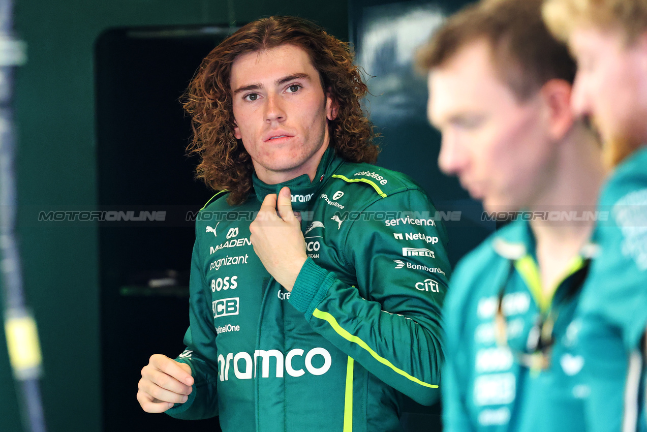 GP ABU DHABI, Cian Shields (GBR) Aston Martin F1 Team Test Driver.

04.12.2025. Formula 1 World Championship, Rd 24, Abu Dhabi Grand Prix, Yas Marina Circuit, Abu Dhabi, Preparation Day.

- www.xpbimages.com, EMail: requests@xpbimages.com © Copyright: Batchelor / XPB Images