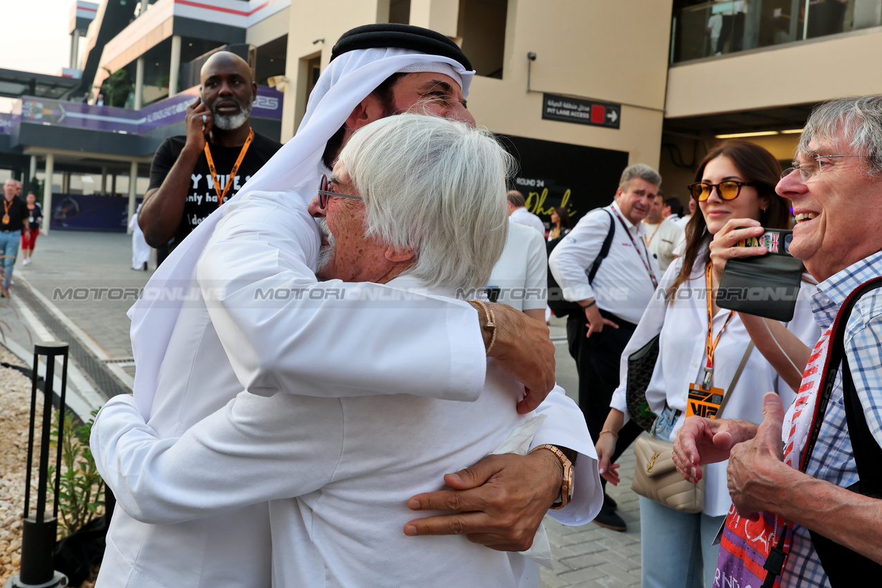 GP ABU DHABI, (L to R): Mohammed Bin Sulayem (UAE) FIA President with Bernie Ecclestone (GBR).
06.12.2025. Formula 1 World Championship, Rd 24, Abu Dhabi Grand Prix, Yas Marina Circuit, Abu Dhabi, Qualifiche Day.
- www.xpbimages.com, EMail: requests@xpbimages.com © Copyright: Moy / XPB Images