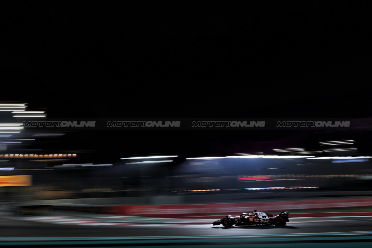 GP ABU DHABI, Charles Leclerc (MON) Ferrari SF-25.
06.12.2025. Formula 1 World Championship, Rd 24, Abu Dhabi Grand Prix, Yas Marina Circuit, Abu Dhabi, Qualifiche Day.
- www.xpbimages.com, EMail: requests@xpbimages.com © Copyright: Charniaux / XPB Images