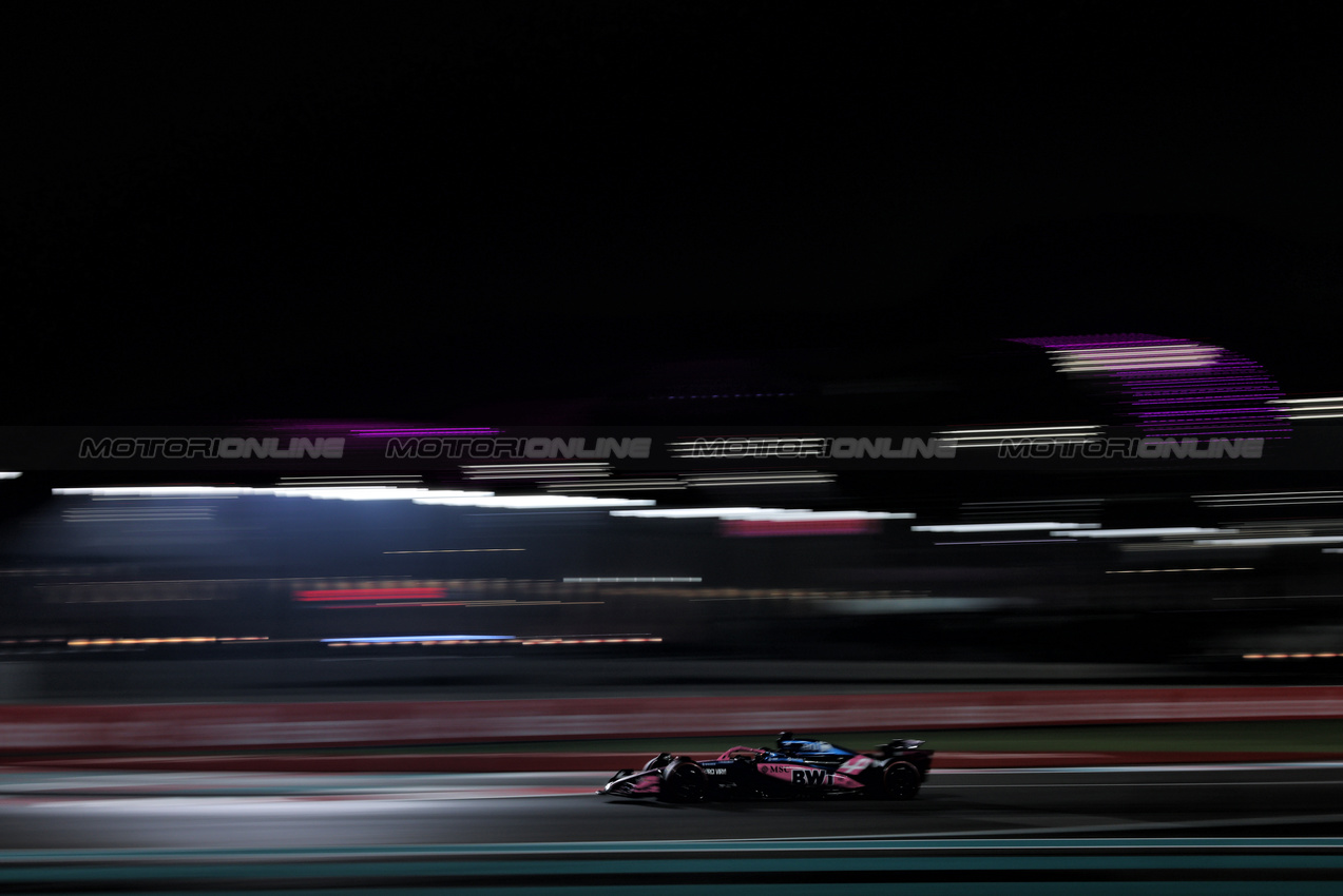 GP ABU DHABI, Pierre Gasly (FRA) Alpine F1 Team A525.

06.12.2025. Formula 1 World Championship, Rd 24, Abu Dhabi Grand Prix, Yas Marina Circuit, Abu Dhabi, Qualifiche Day.

- www.xpbimages.com, EMail: requests@xpbimages.com © Copyright: Charniaux / XPB Images