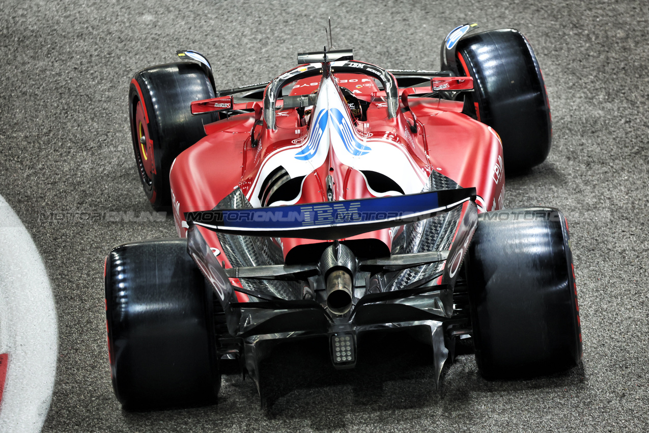 GP ABU DHABI, Charles Leclerc (MON) Ferrari SF-25.

06.12.2025. Formula 1 World Championship, Rd 24, Abu Dhabi Grand Prix, Yas Marina Circuit, Abu Dhabi, Qualifiche Day.

- www.xpbimages.com, EMail: requests@xpbimages.com © Copyright: Bearne / XPB Images