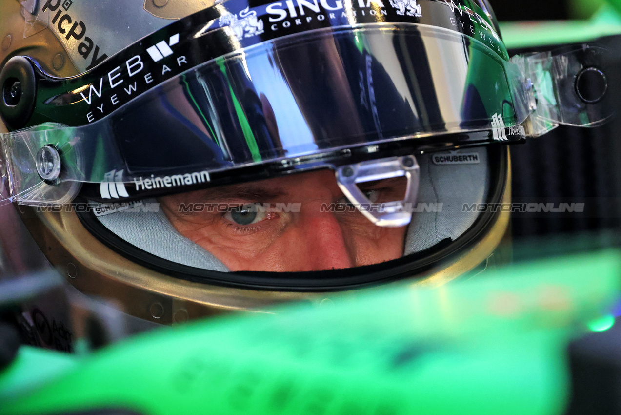 GP ABU DHABI, Nico Hulkenberg (GER) Sauber C45.
06.12.2025. Formula 1 World Championship, Rd 24, Abu Dhabi Grand Prix, Yas Marina Circuit, Abu Dhabi, Qualifiche Day.
- www.xpbimages.com, EMail: requests@xpbimages.com © Copyright: Batchelor / XPB Images
