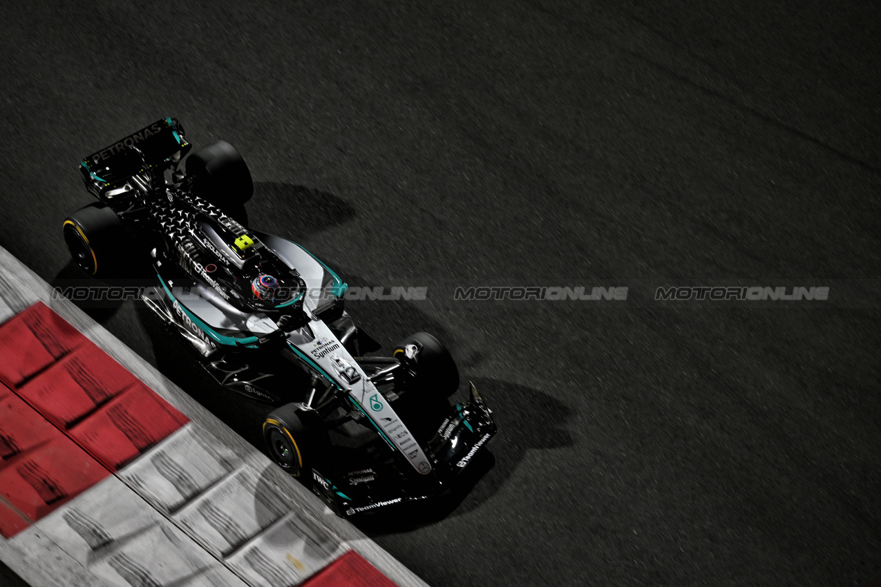 GP ABU DHABI, Andrea Kimi Antonelli (ITA) Mercedes AMG F1 W16.

05.12.2025. Formula 1 World Championship, Rd 24, Abu Dhabi Grand Prix, Yas Marina Circuit, Abu Dhabi, Practice Day.

- www.xpbimages.com, EMail: requests@xpbimages.com © Copyright: Price	/ XPB Images