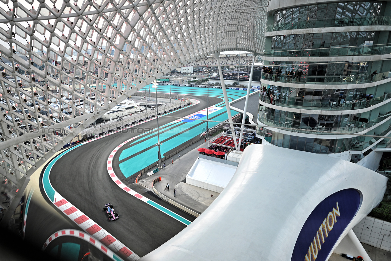 GP ABU DHABI, Pierre Gasly (FRA) Alpine F1 Team A525.
05.12.2025. Formula 1 World Championship, Rd 24, Abu Dhabi Grand Prix, Yas Marina Circuit, Abu Dhabi, Practice Day.
- www.xpbimages.com, EMail: requests@xpbimages.com © Copyright: Price / XPB Images