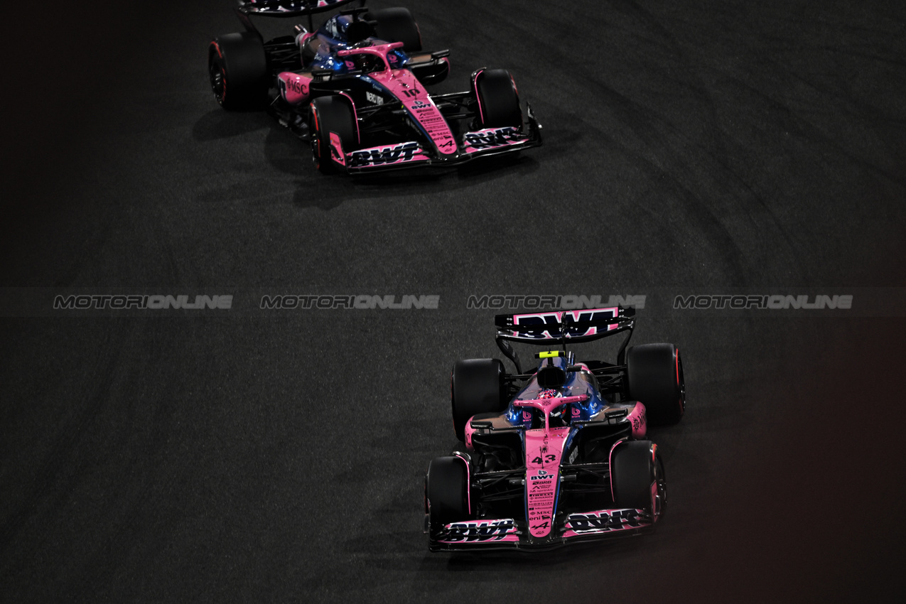 GP ABU DHABI, Franco Colapinto (ARG) Alpine F1 Team A525 e Pierre Gasly (FRA) Alpine F1 Team A525.

05.12.2025. Formula 1 World Championship, Rd 24, Abu Dhabi Grand Prix, Yas Marina Circuit, Abu Dhabi, Practice Day.

- www.xpbimages.com, EMail: requests@xpbimages.com © Copyright: Price	/ XPB Images