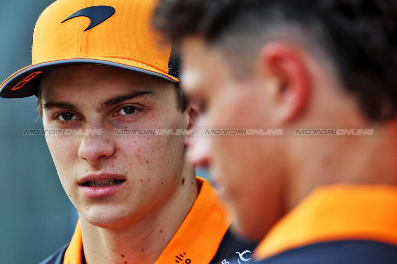 GP ARABIA SAUDITA, Oscar Piastri (AUS) McLaren.

17.04.2025. Formula 1 World Championship, Rd 5, Saudi Arabian Grand Prix, Jeddah, Saudi Arabia, Preparation Day.

- www.xpbimages.com, EMail: requests@xpbimages.com © Copyright: Batchelor / XPB Images