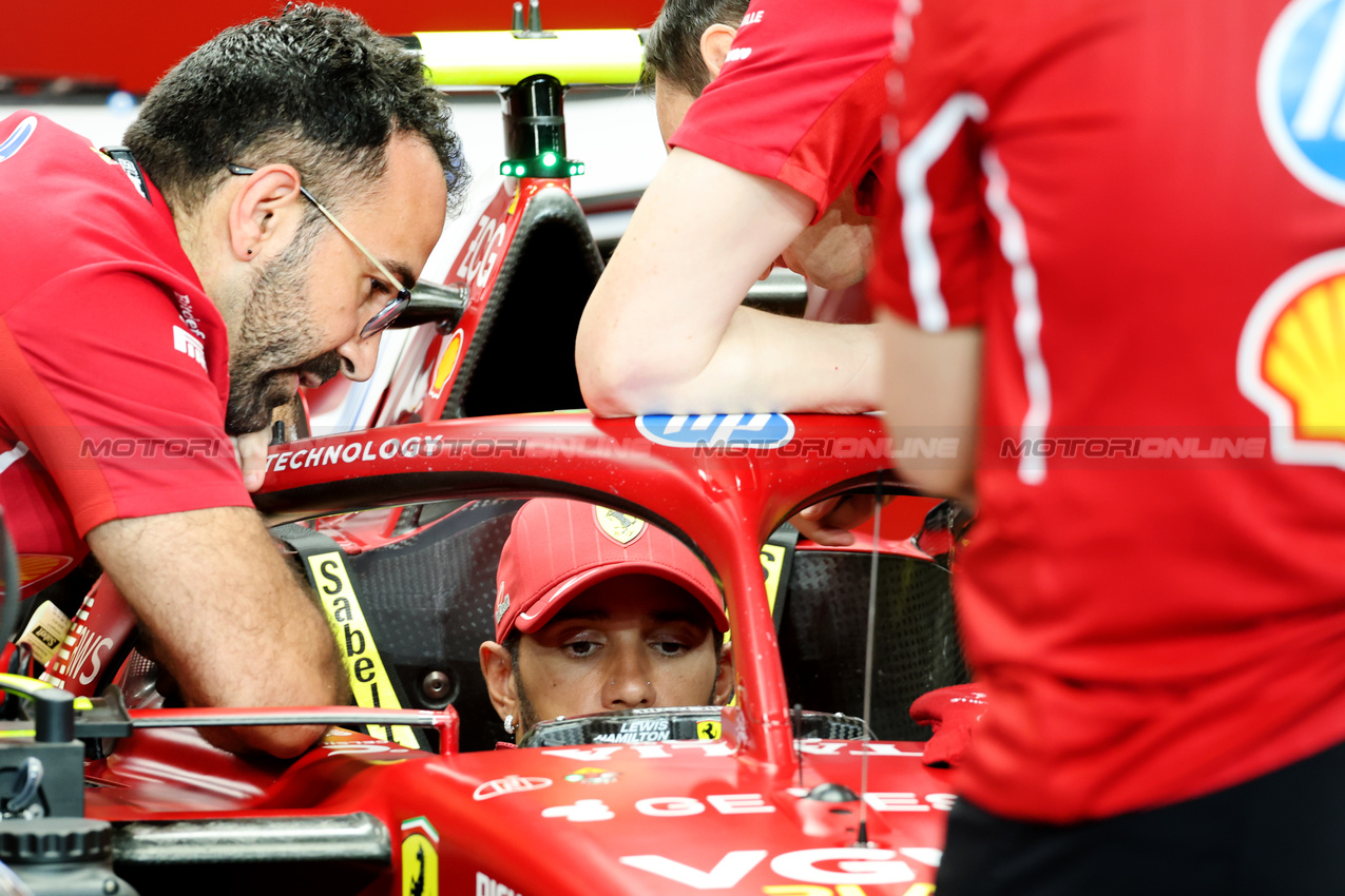 GP ARABIA SAUDITA, Lewis Hamilton (GBR) Ferrari SF-25.

17.04.2025. Formula 1 World Championship, Rd 5, Saudi Arabian Grand Prix, Jeddah, Saudi Arabia, Preparation Day.

 - www.xpbimages.com, EMail: requests@xpbimages.com © Copyright: Coates / XPB Images