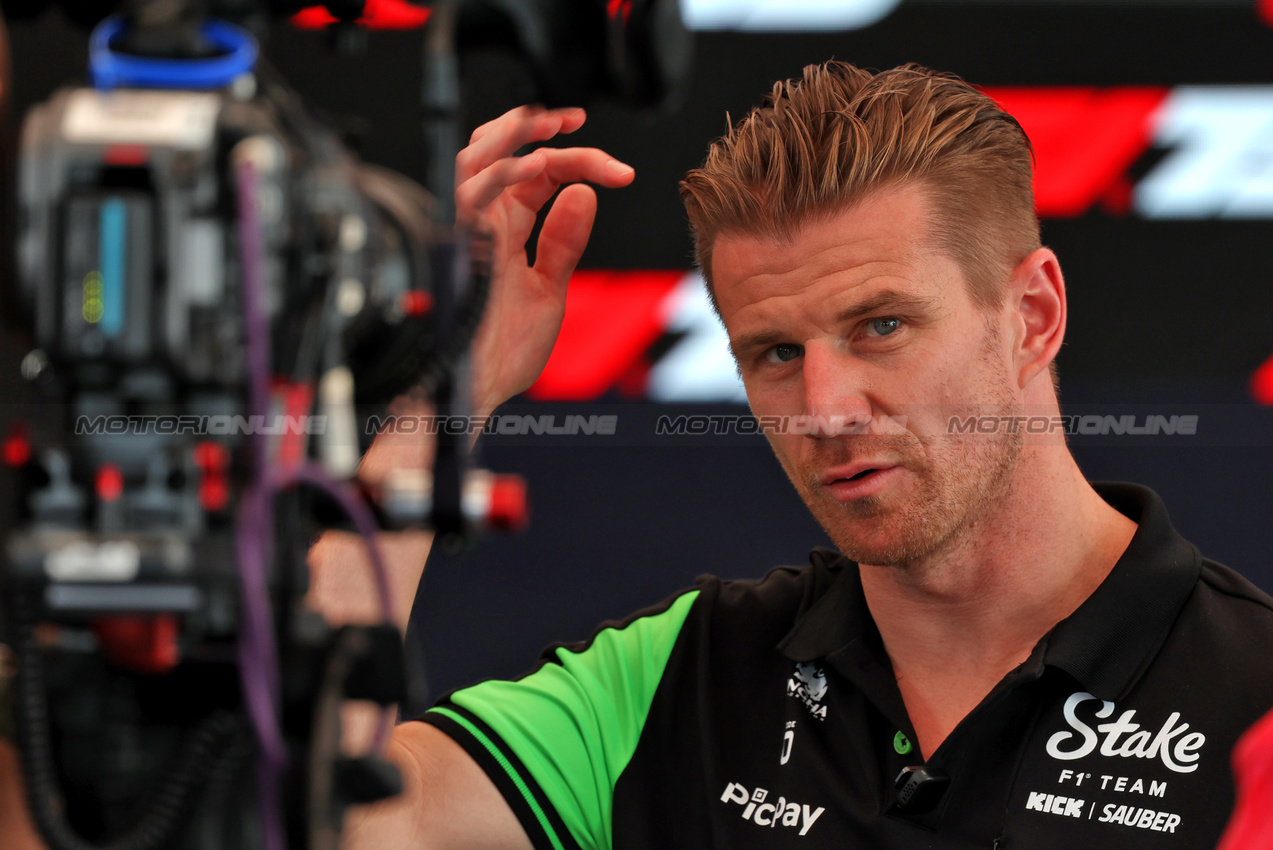 GP ARABIA SAUDITA, Nico Hulkenberg (GER) Sauber.

17.04.2025. Formula 1 World Championship, Rd 5, Saudi Arabian Grand Prix, Jeddah, Saudi Arabia, Preparation Day.

 - www.xpbimages.com, EMail: requests@xpbimages.com © Copyright: Rew / XPB Images
