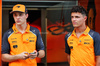GP ARABIA SAUDITA, (L to R): Oscar Piastri (AUS) McLaren e team mate Lando Norris (GBR) McLaren.

17.04.2025. Formula 1 World Championship, Rd 5, Saudi Arabian Grand Prix, Jeddah, Saudi Arabia, Preparation Day.

- www.xpbimages.com, EMail: requests@xpbimages.com © Copyright: Batchelor / XPB Images