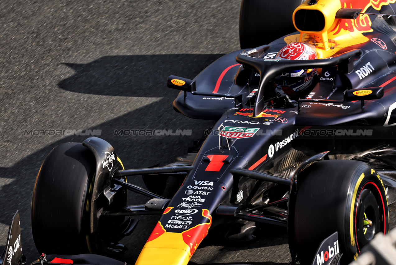GP ARABIA SAUDITA, Max Verstappen (NLD) Red Bull Racing RB21.

18.04.2025. Formula 1 World Championship, Rd 5, Saudi Arabian Grand Prix, Jeddah, Saudi Arabia, Practice Day.

- www.xpbimages.com, EMail: requests@xpbimages.com © Copyright: Bearne / XPB Images