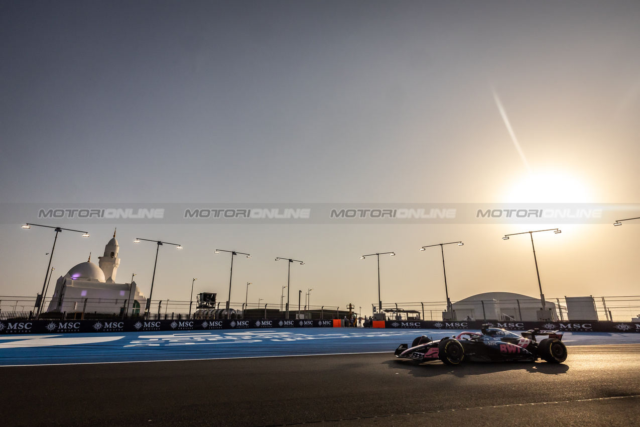 GP ARABIA SAUDITA, Pierre Gasly (FRA) Alpine F1 Team A525.

18.04.2025. Formula 1 World Championship, Rd 5, Saudi Arabian Grand Prix, Jeddah, Saudi Arabia, Practice Day.

- www.xpbimages.com, EMail: requests@xpbimages.com © Copyright: Bearne / XPB Images