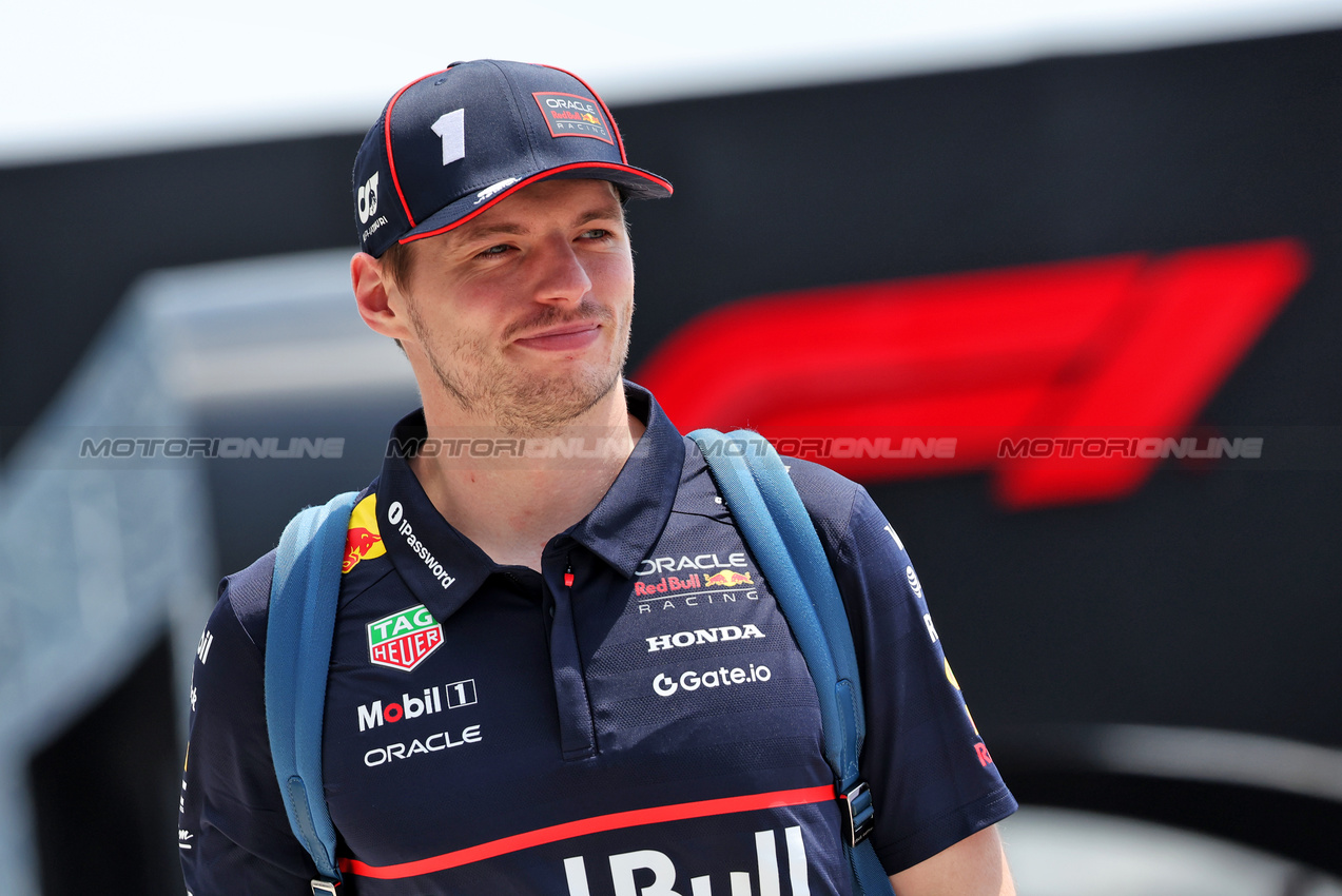 GP ARABIA SAUDITA, Max Verstappen (NLD) Red Bull Racing.

18.04.2025. Formula 1 World Championship, Rd 5, Saudi Arabian Grand Prix, Jeddah, Saudi Arabia, Practice Day.

- www.xpbimages.com, EMail: requests@xpbimages.com © Copyright: Bearne / XPB Images