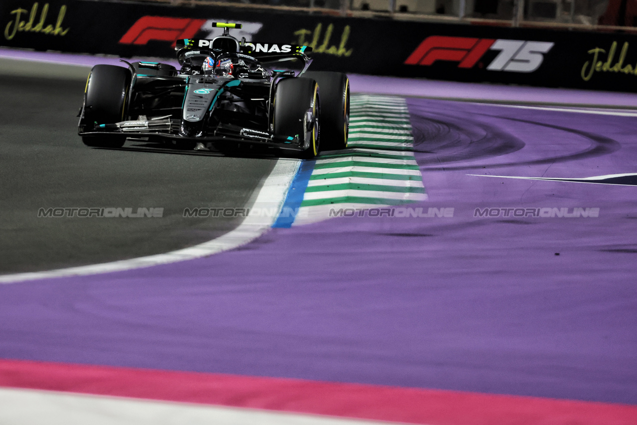 GP ARABIA SAUDITA, Antti Kontsas (FIN) Aston Martin F1 Team Physio.

18.04.2025. Formula 1 World Championship, Rd 5, Saudi Arabian Grand Prix, Jeddah, Saudi Arabia, Practice Day.

- www.xpbimages.com, EMail: requests@xpbimages.com © Copyright: Bearne / XPB Images