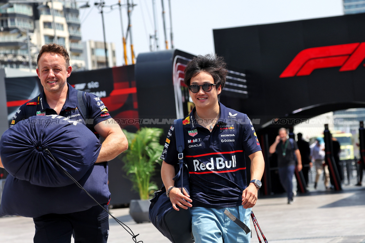 GP ARABIA SAUDITA, Yuki Tsunoda (JPN) Red Bull Racing.

18.04.2025. Formula 1 World Championship, Rd 5, Saudi Arabian Grand Prix, Jeddah, Saudi Arabia, Practice Day.

- www.xpbimages.com, EMail: requests@xpbimages.com © Copyright: Bearne / XPB Images