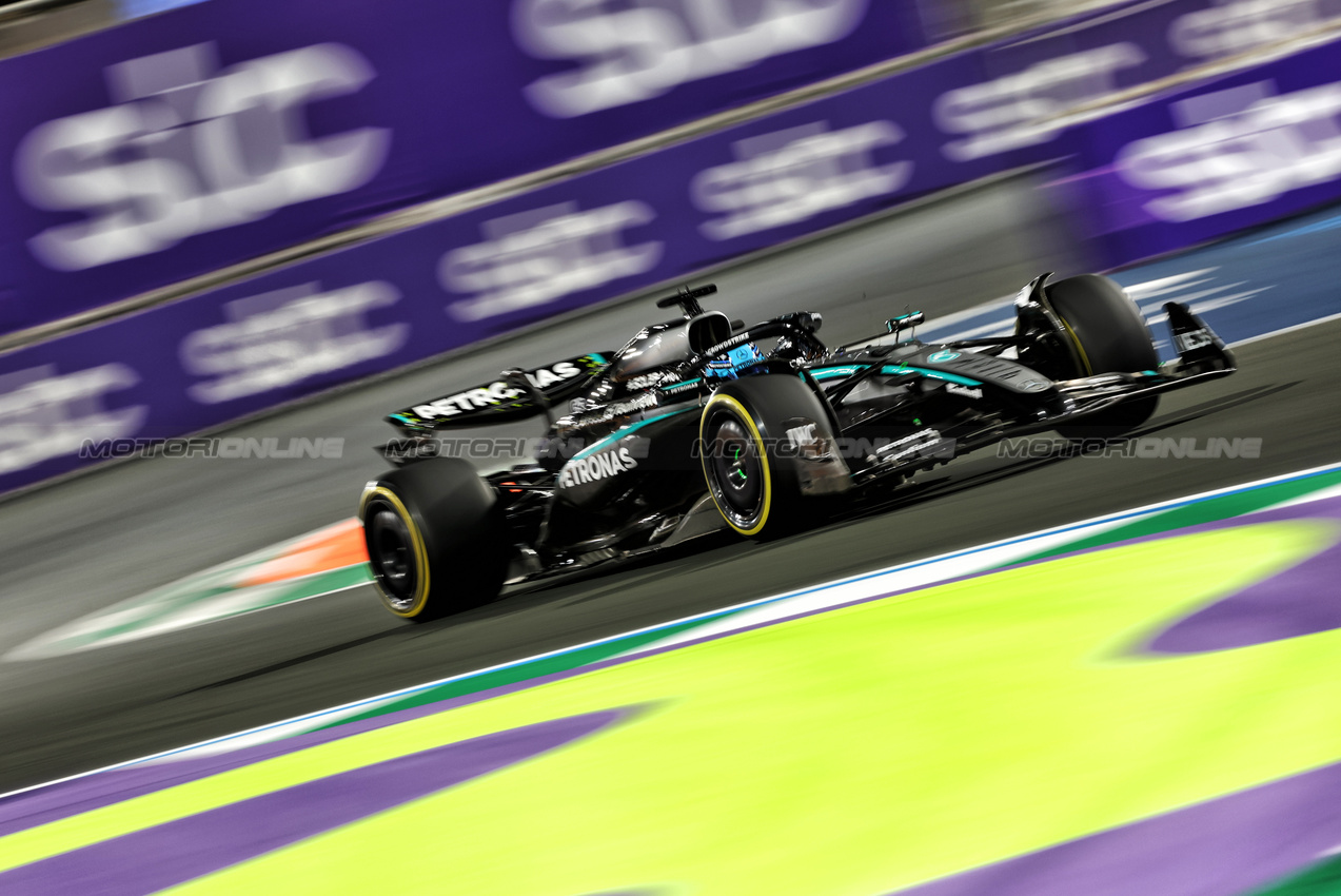 GP ARABIA SAUDITA, George Russell (GBR) Mercedes AMG F1 W16.

18.04.2025. Formula 1 World Championship, Rd 5, Saudi Arabian Grand Prix, Jeddah, Saudi Arabia, Practice Day.

- www.xpbimages.com, EMail: requests@xpbimages.com © Copyright: Charniaux / XPB Images