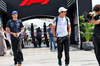 GP ARABIA SAUDITA, (L to R): Alexander Albon (THA) Atlassian Williams Racing with Andrea Kimi Antonelli (ITA) Mercedes AMG F1.

18.04.2025. Formula 1 World Championship, Rd 5, Saudi Arabian Grand Prix, Jeddah, Saudi Arabia, Practice Day.

- www.xpbimages.com, EMail: requests@xpbimages.com © Copyright: Bearne / XPB Images