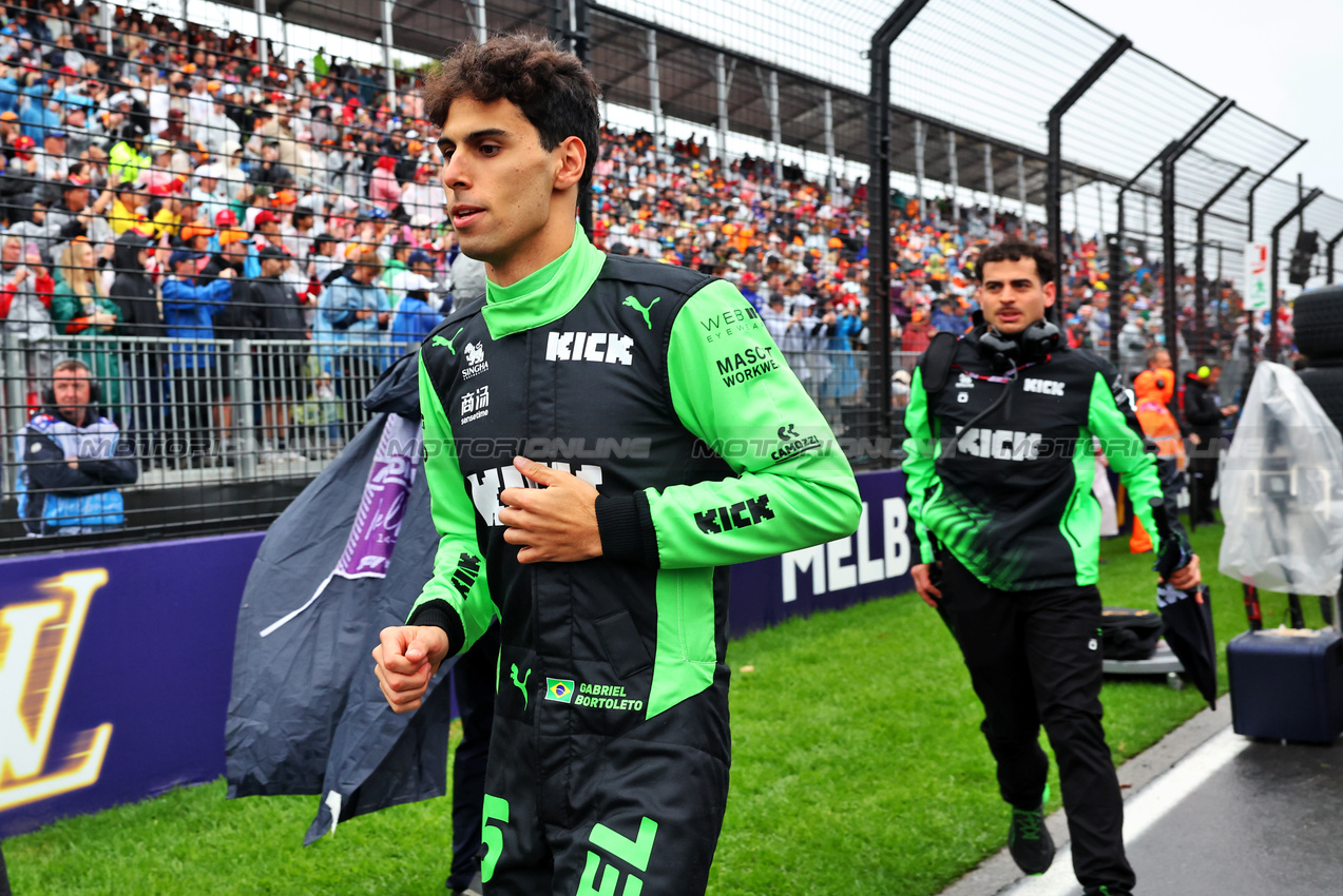 GP AUSTRALIA, Gabriel Bortoleto (BRA) Sauber on the grid.

16.03.2025. Formula 1 World Championship, Rd 1, Australian Grand Prix, Albert Park, Melbourne, Australia, Gara Day.

- www.xpbimages.com, EMail: requests@xpbimages.com © Copyright: Batchelor / XPB Images