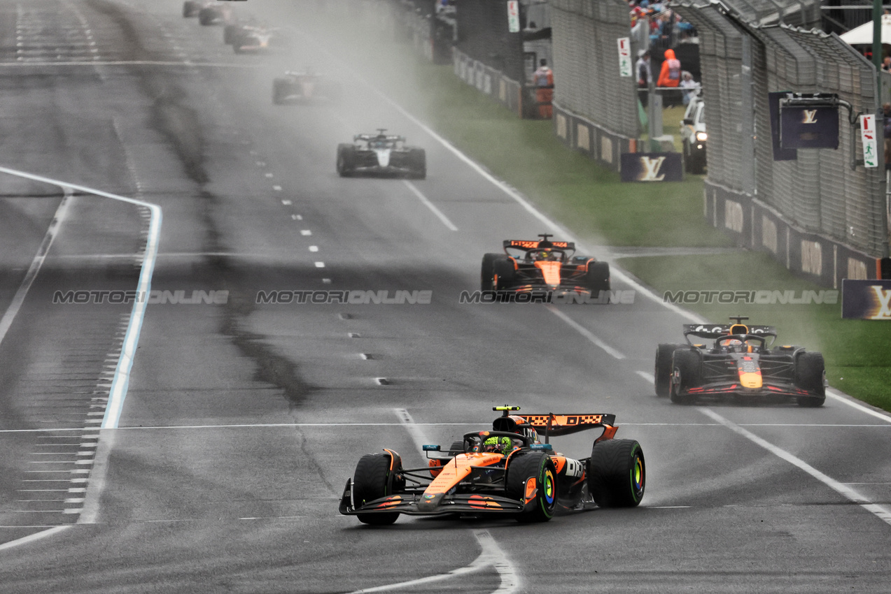 GP AUSTRALIA, Lando Norris (GBR) McLaren MCL39.

16.03.2025. Formula 1 World Championship, Rd 1, Australian Grand Prix, Albert Park, Melbourne, Australia, Gara Day.

- www.xpbimages.com, EMail: requests@xpbimages.com © Copyright: Bearne / XPB Images