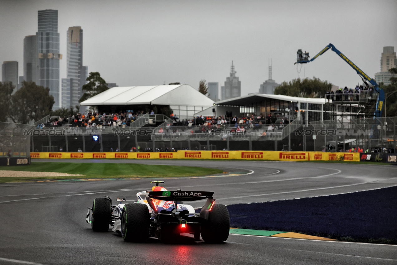 GP AUSTRALIA, Yuki Tsunoda (JPN) Racing Bulls VCARB 02.

16.03.2025. Formula 1 World Championship, Rd 1, Australian Grand Prix, Albert Park, Melbourne, Australia, Gara Day.

- www.xpbimages.com, EMail: requests@xpbimages.com © Copyright: Bearne / XPB Images