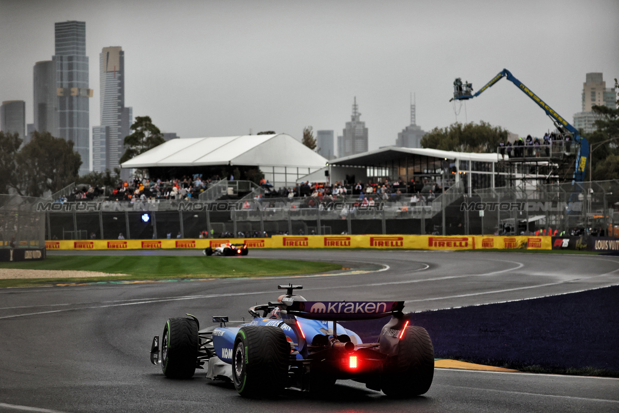 GP AUSTRALIA, Alexander Albon (THA) Atlassian Williams Racing FW47.

16.03.2025. Formula 1 World Championship, Rd 1, Australian Grand Prix, Albert Park, Melbourne, Australia, Gara Day.

- www.xpbimages.com, EMail: requests@xpbimages.com © Copyright: Bearne / XPB Images