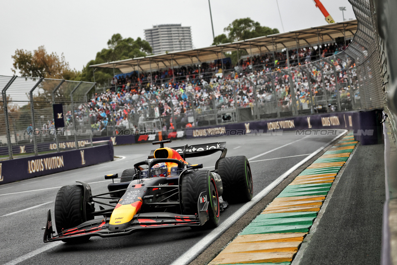 GP AUSTRALIA, Max Verstappen (NLD) Red Bull Racing RB21.

16.03.2025. Formula 1 World Championship, Rd 1, Australian Grand Prix, Albert Park, Melbourne, Australia, Gara Day.

- www.xpbimages.com, EMail: requests@xpbimages.com © Copyright: Bearne / XPB Images