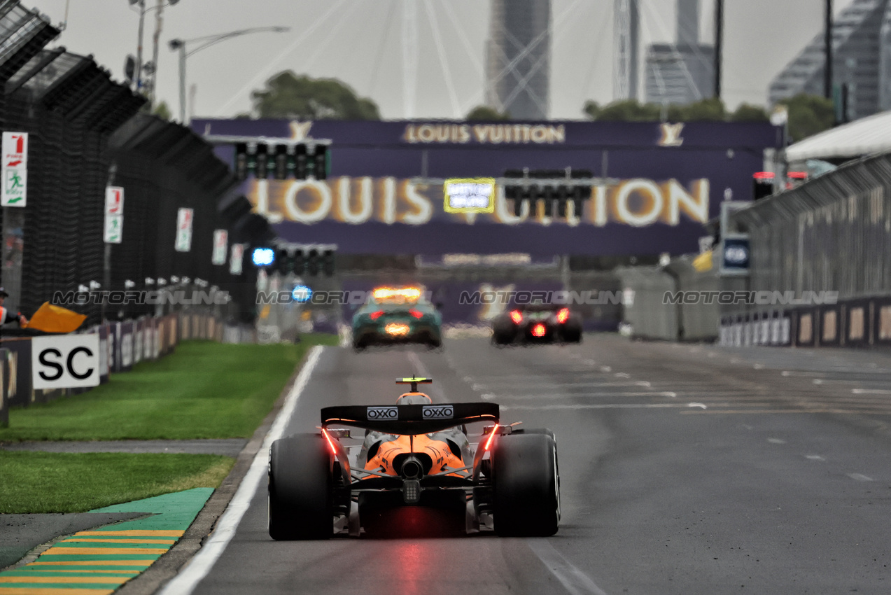 GP AUSTRALIA, Lando Norris (GBR) McLaren MCL39.

16.03.2025. Formula 1 World Championship, Rd 1, Australian Grand Prix, Albert Park, Melbourne, Australia, Gara Day.

- www.xpbimages.com, EMail: requests@xpbimages.com © Copyright: Bearne / XPB Images